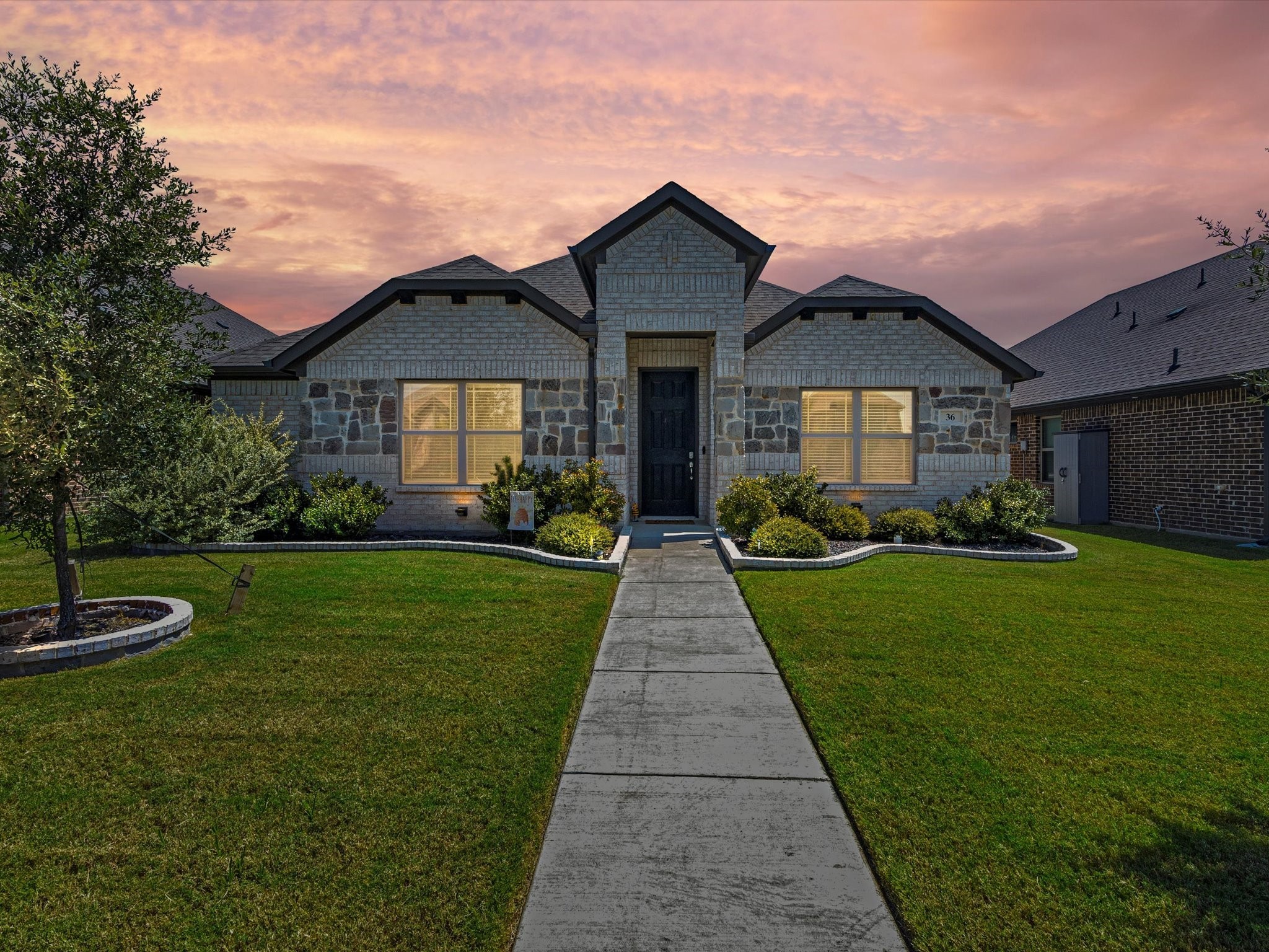 36 River Oaks Boulevard Waxahachie TX 75165