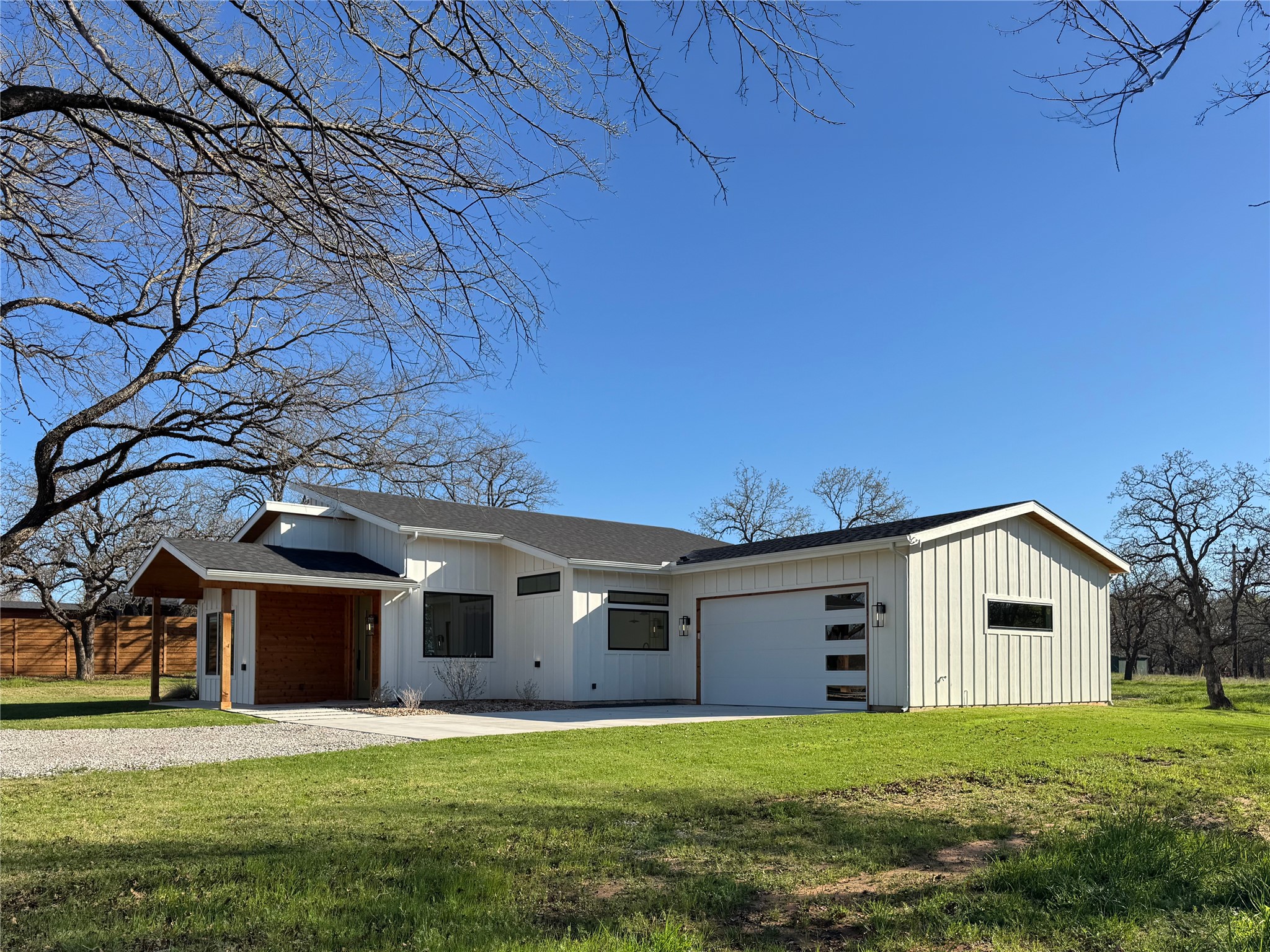 1991 Sunflower Paradise TX 76073