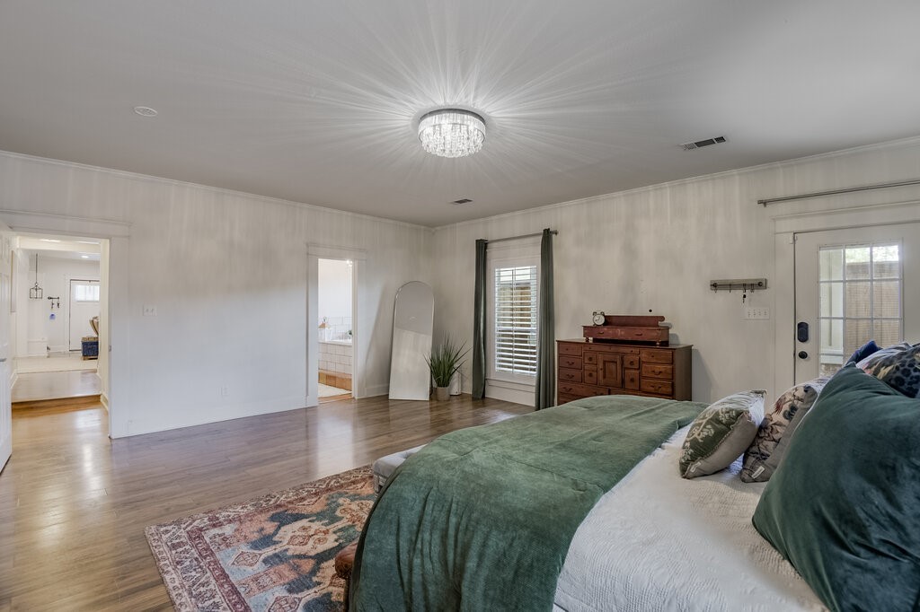 406 Commerce Street Maypearl TX 76064