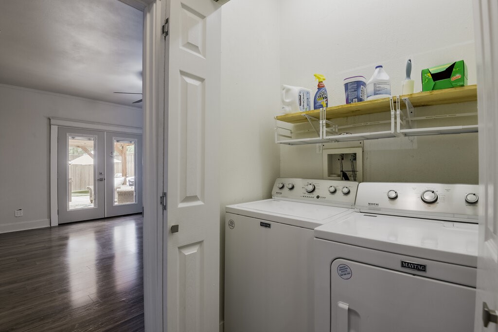 406 Commerce Street Maypearl TX 76064