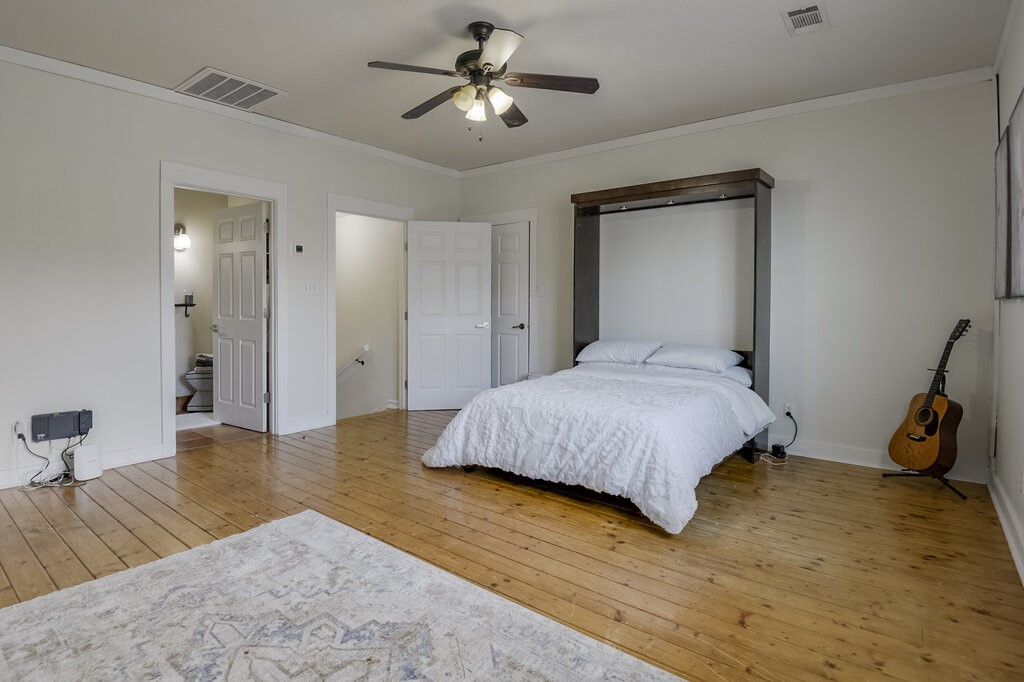 406 Commerce Street Maypearl TX 76064
