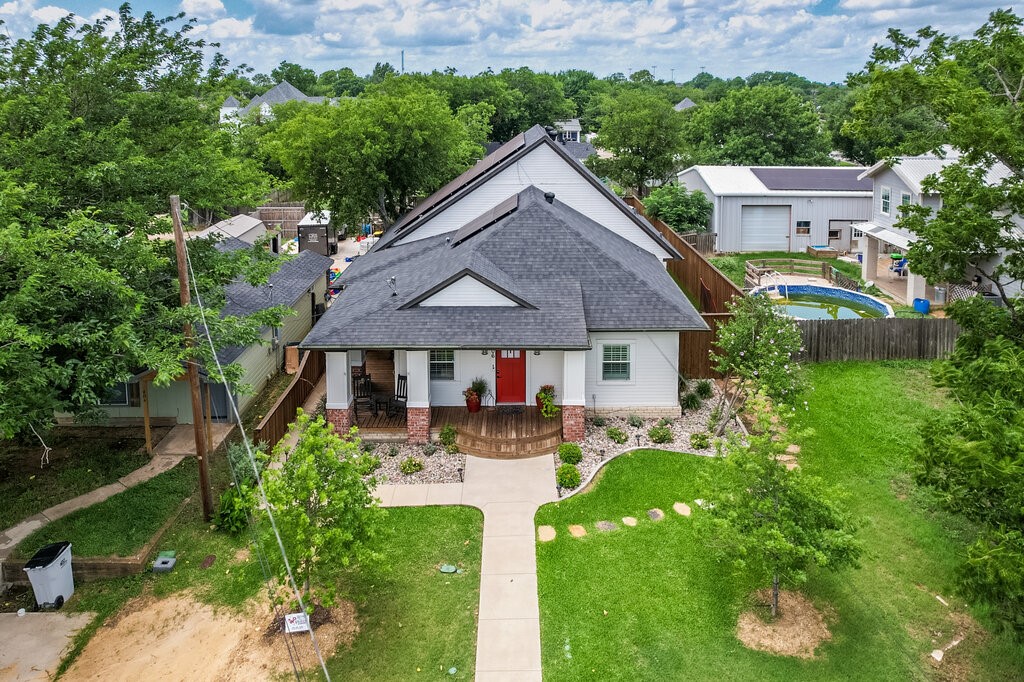 406 Commerce Street Maypearl TX 76064