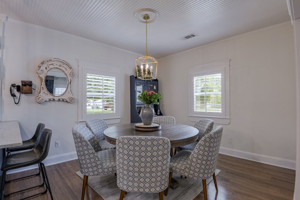 406 Commerce Street Maypearl TX 76064