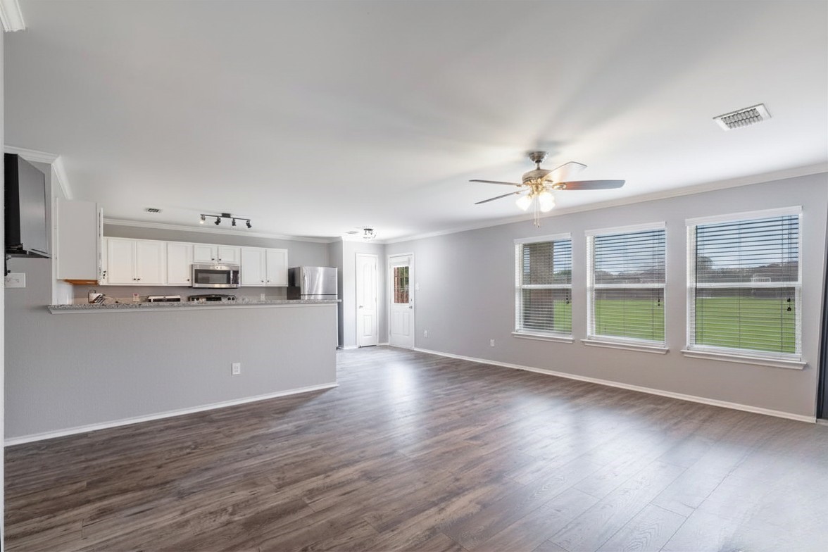 10129 Cougar Trail Fort Worth TX 76108