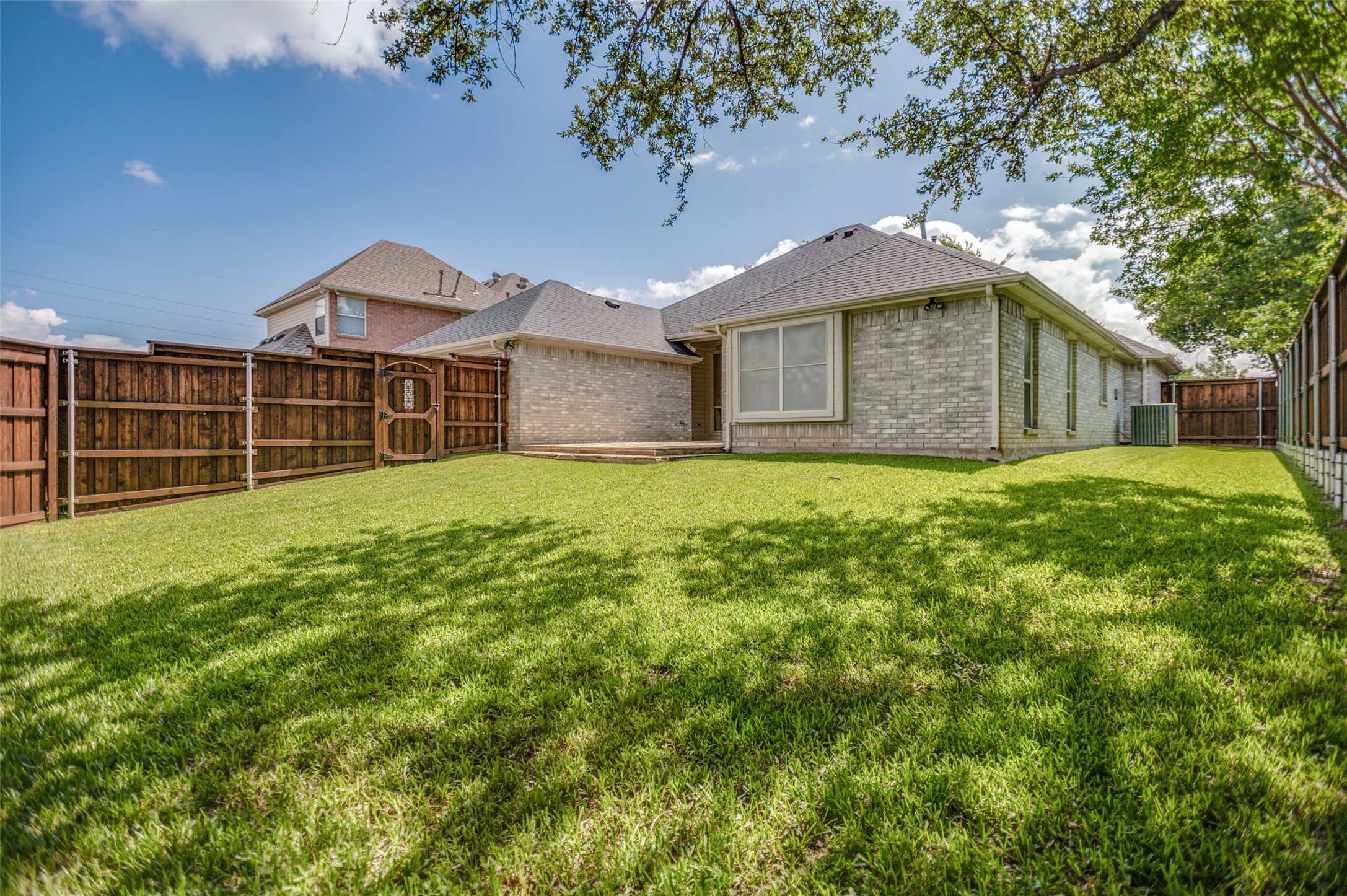 3808 Belton Drive Dallas TX 75287
