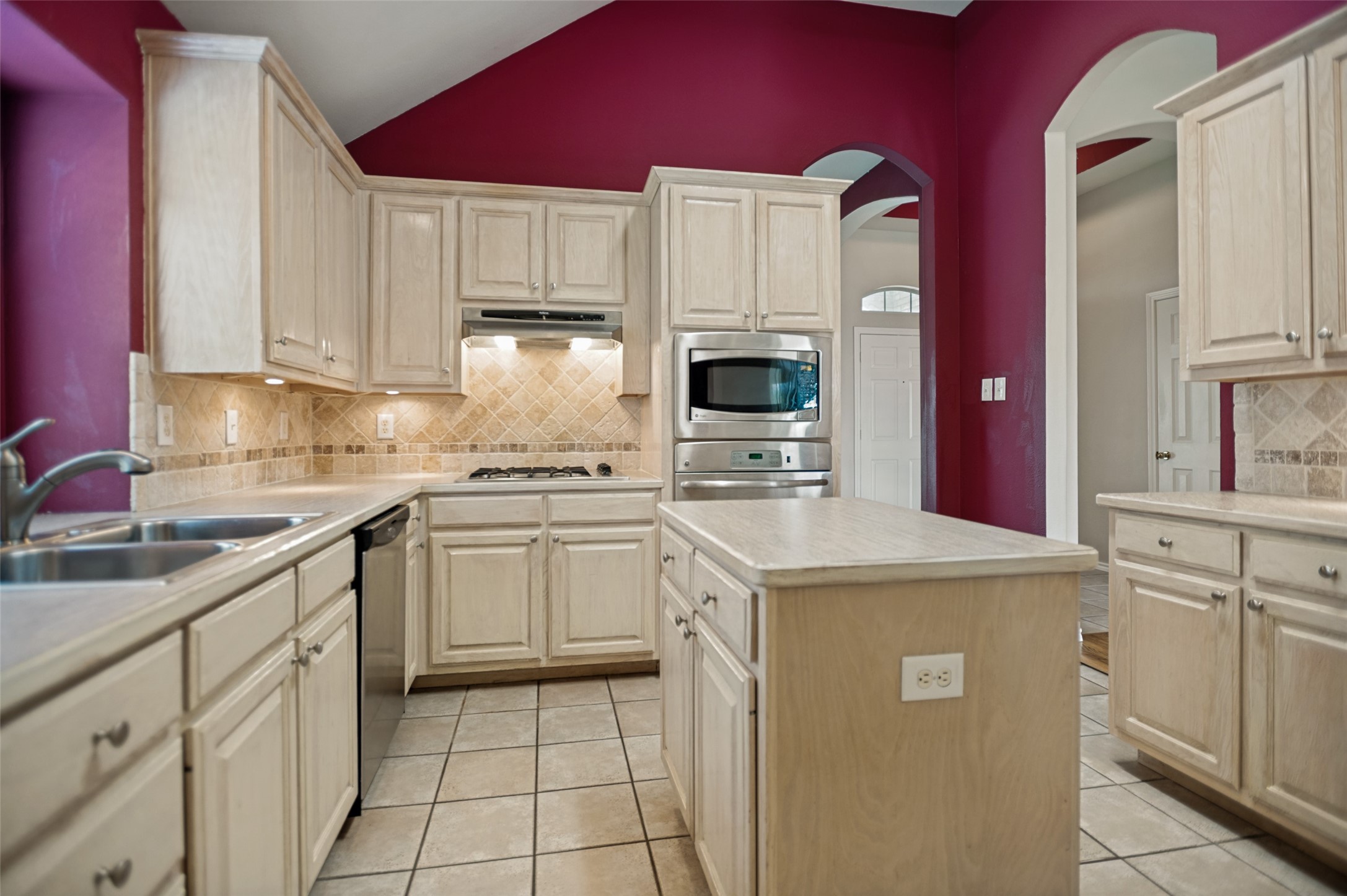 3808 Belton Drive Dallas TX 75287