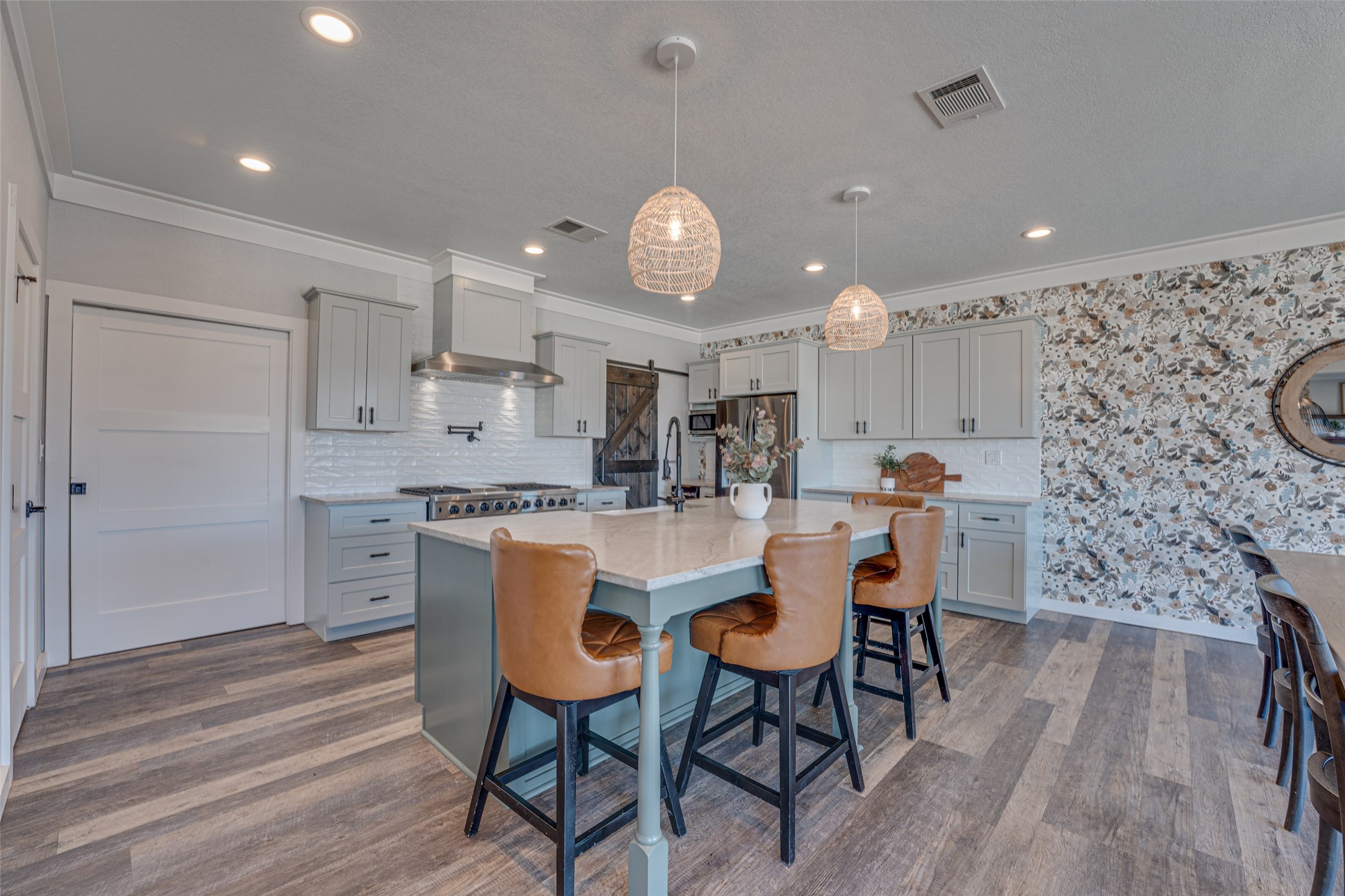 5523 Lakeshore Court Log Cabin TX 75148