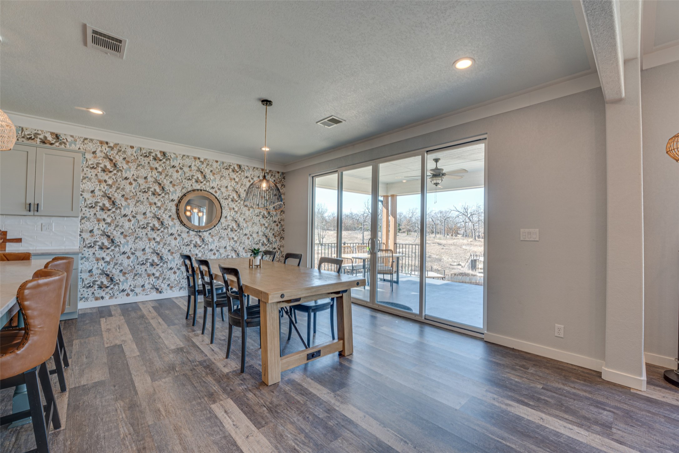 5523 Lakeshore Court Log Cabin TX 75148