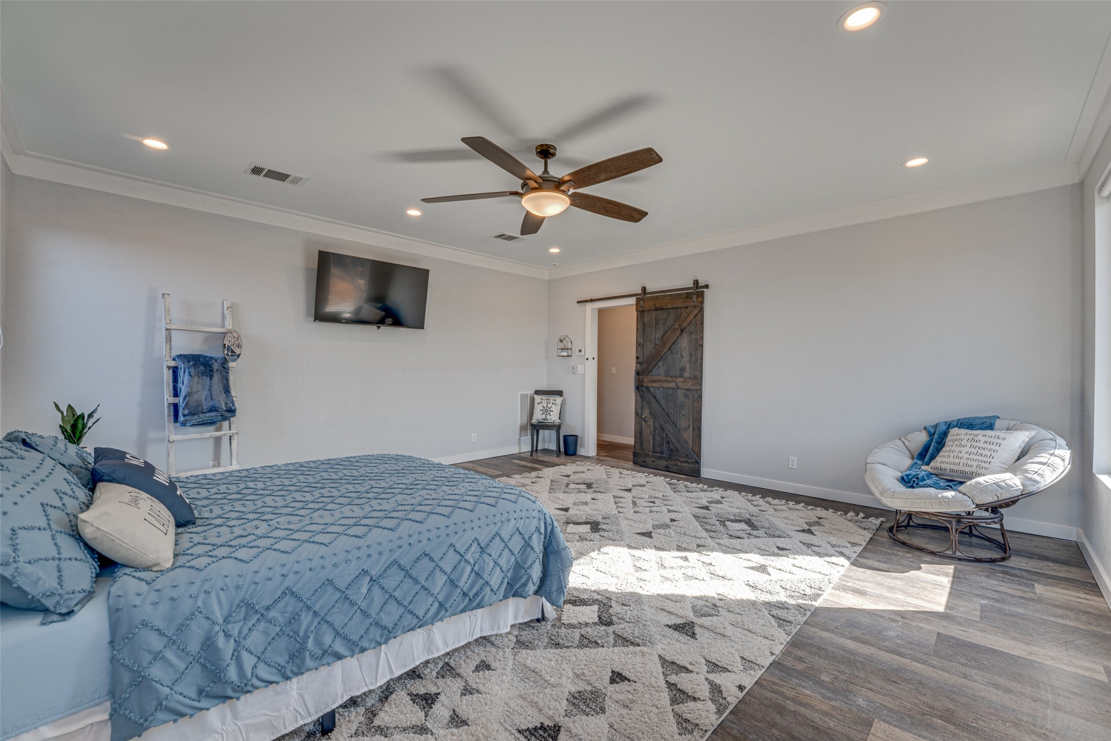 5523 Lakeshore Court Log Cabin TX 75148
