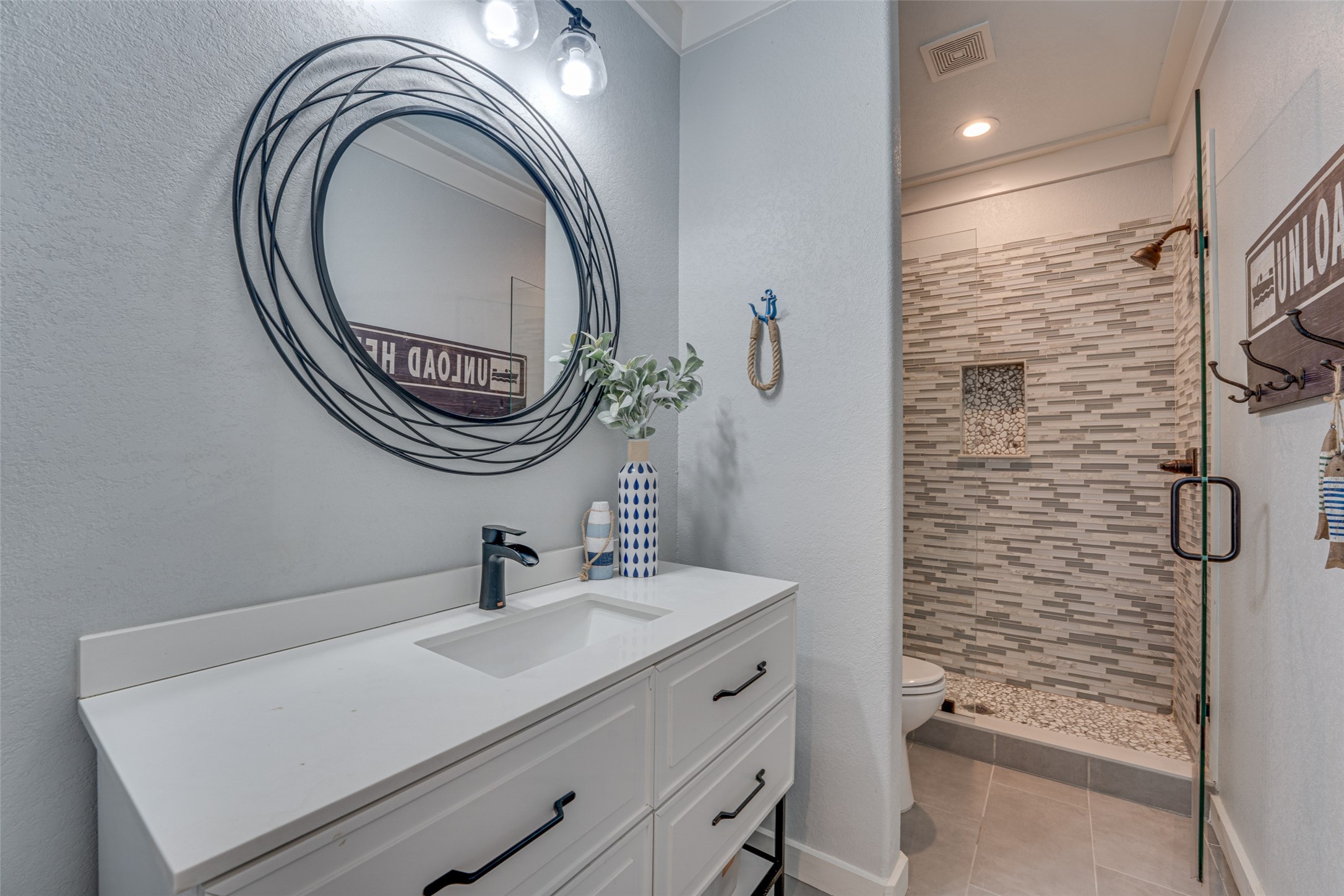 5523 Lakeshore Court Log Cabin TX 75148