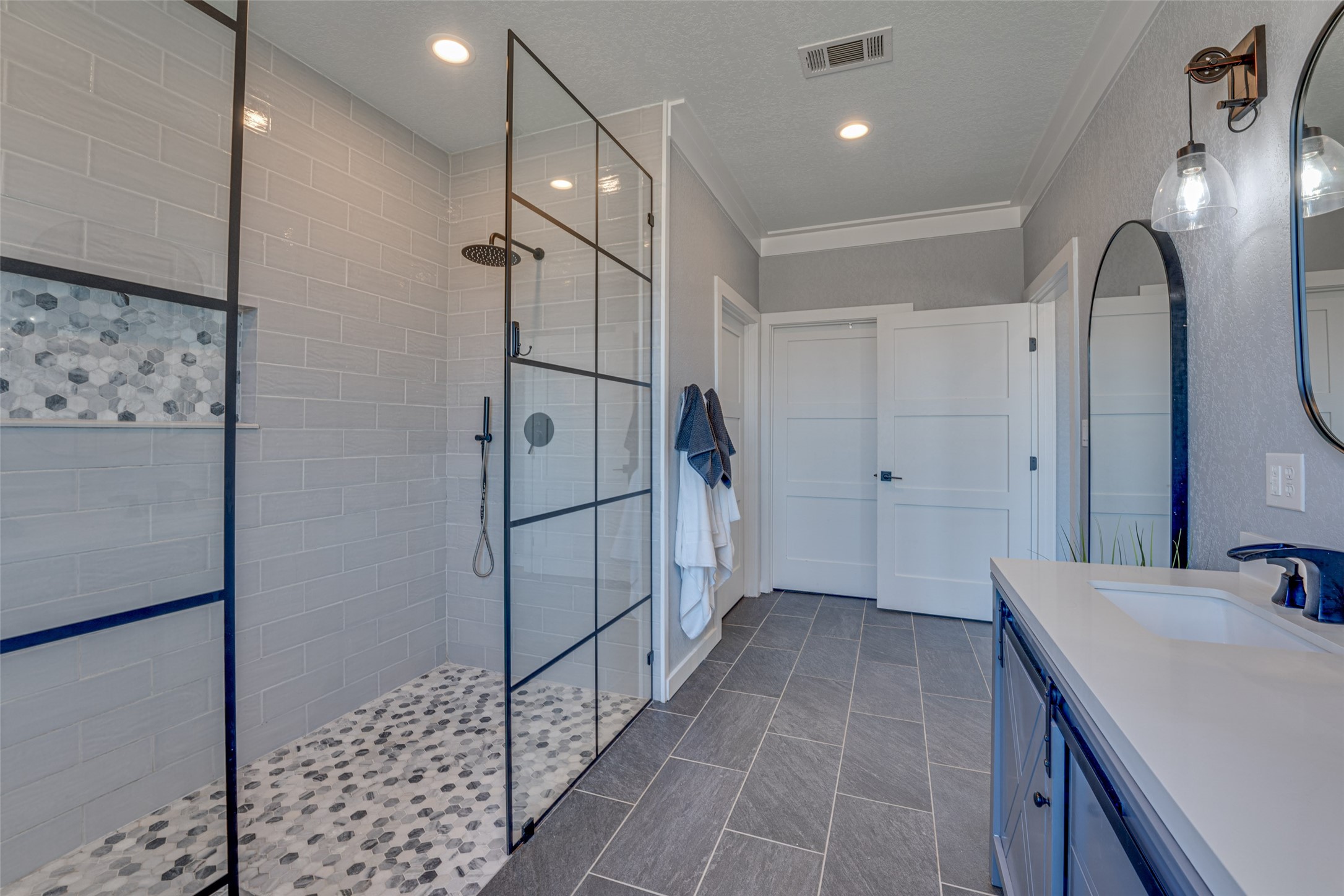 5523 Lakeshore Court Log Cabin TX 75148
