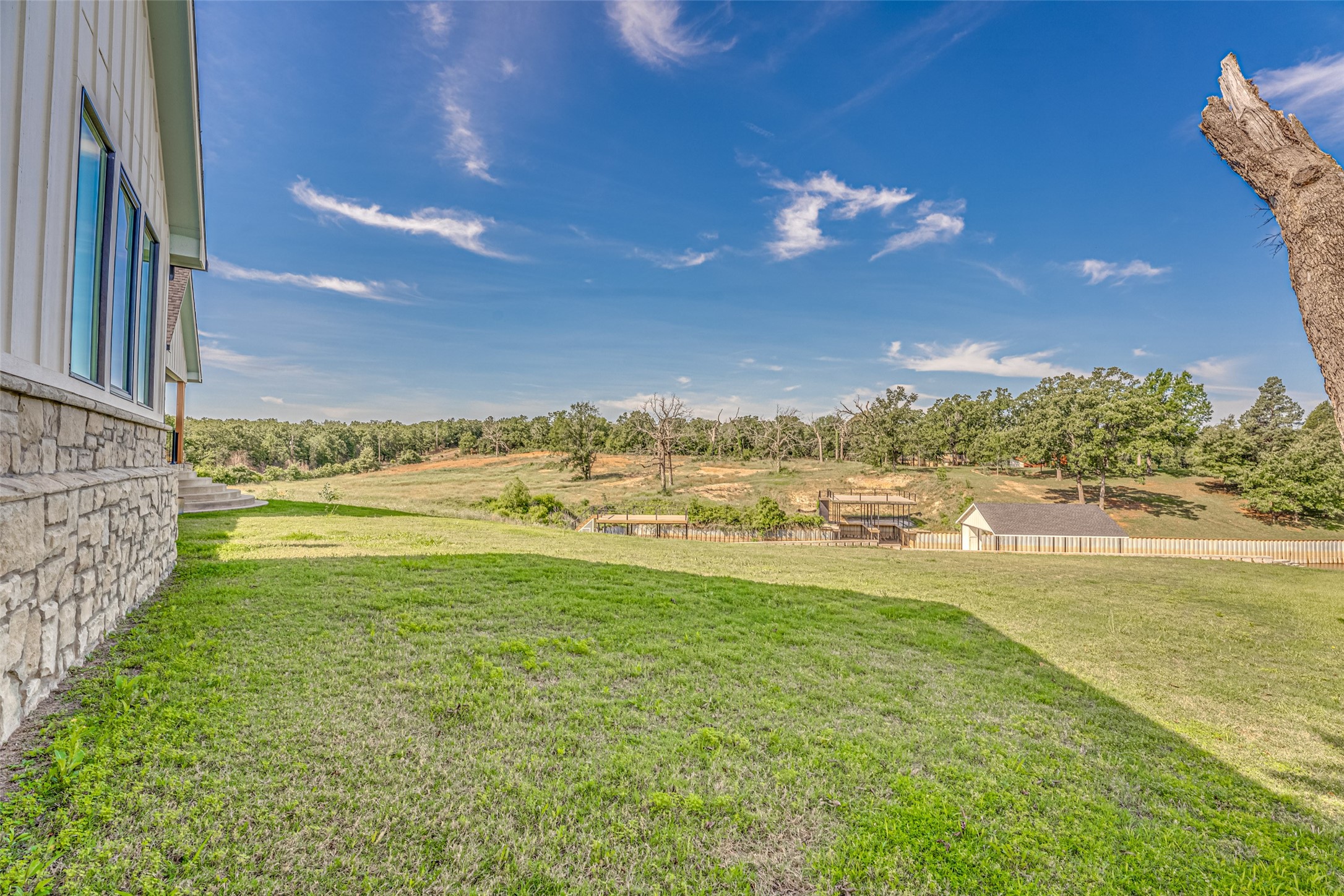 5523 Lakeshore Court Log Cabin TX 75148