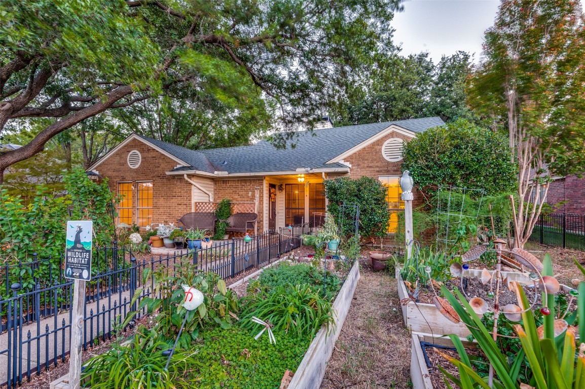 2514 Diamond Oaks Drive Garland TX 75044