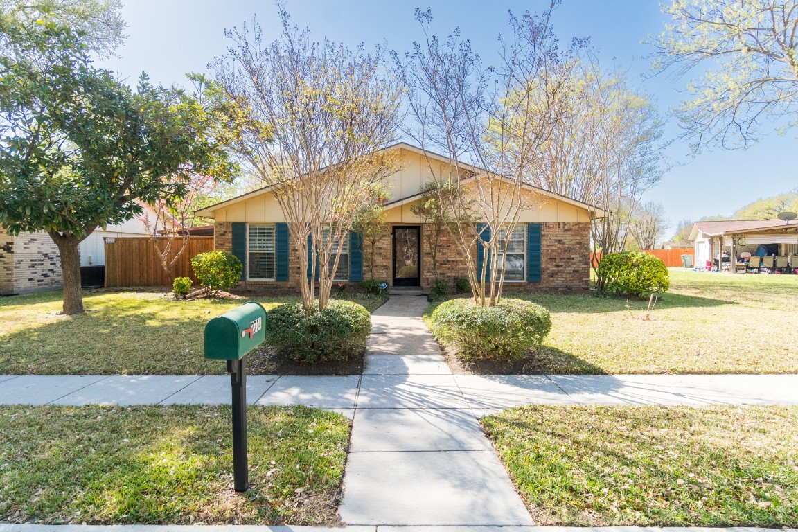 2714 Dove Meadow Drive Garland TX 75043