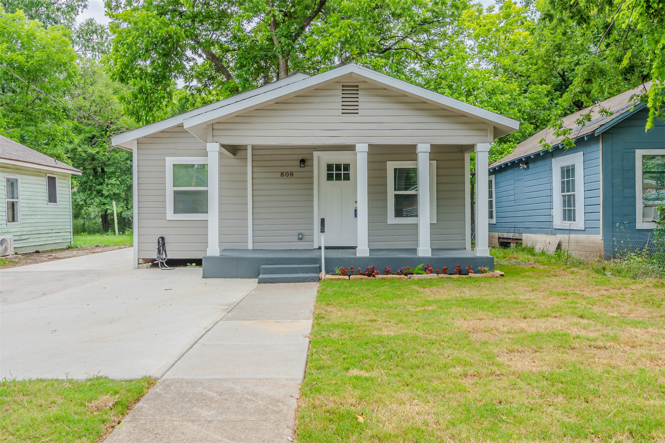 808 N Montgomery Street Sherman TX 75090