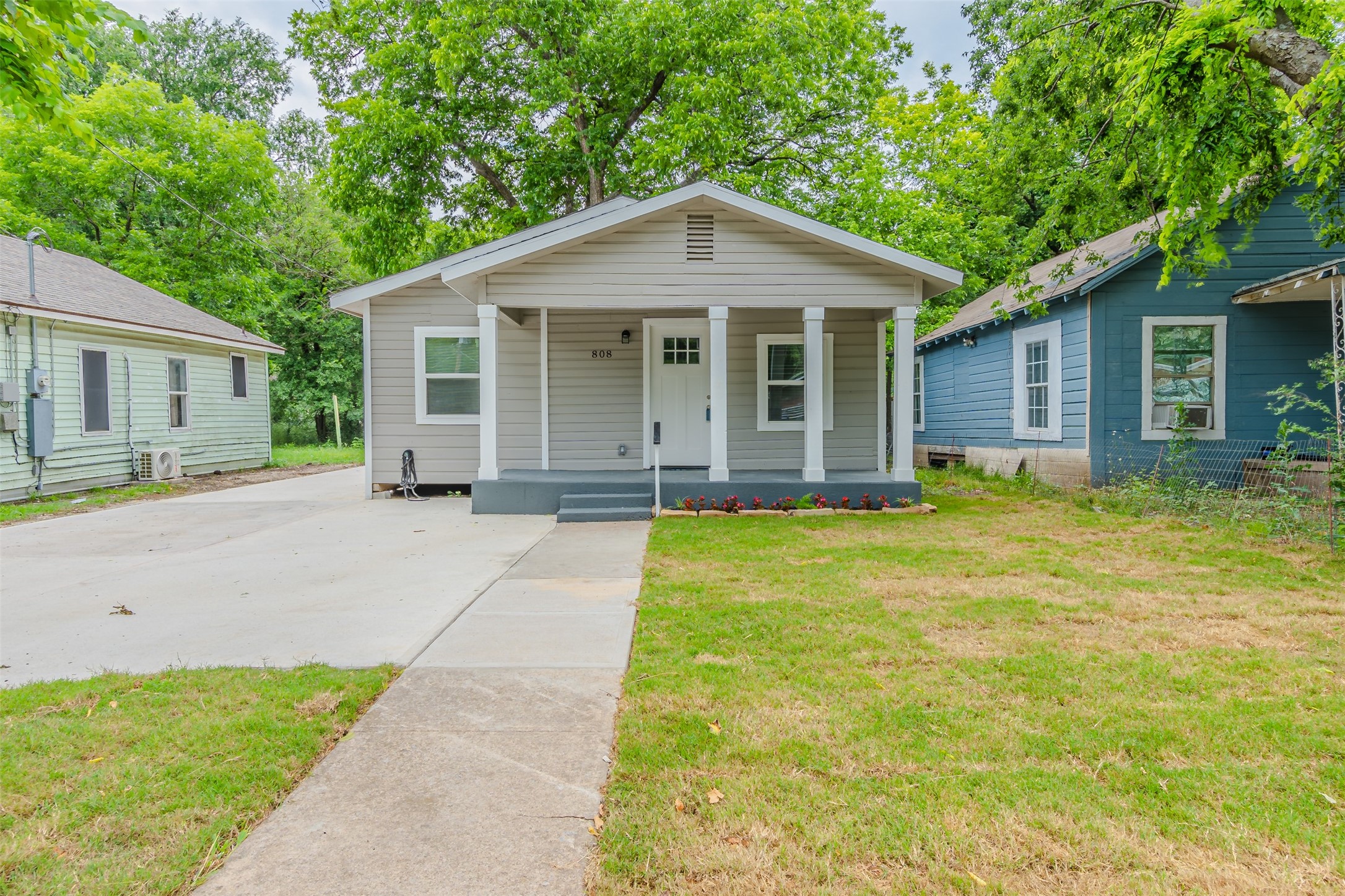 808 N Montgomery Street Sherman TX 75090