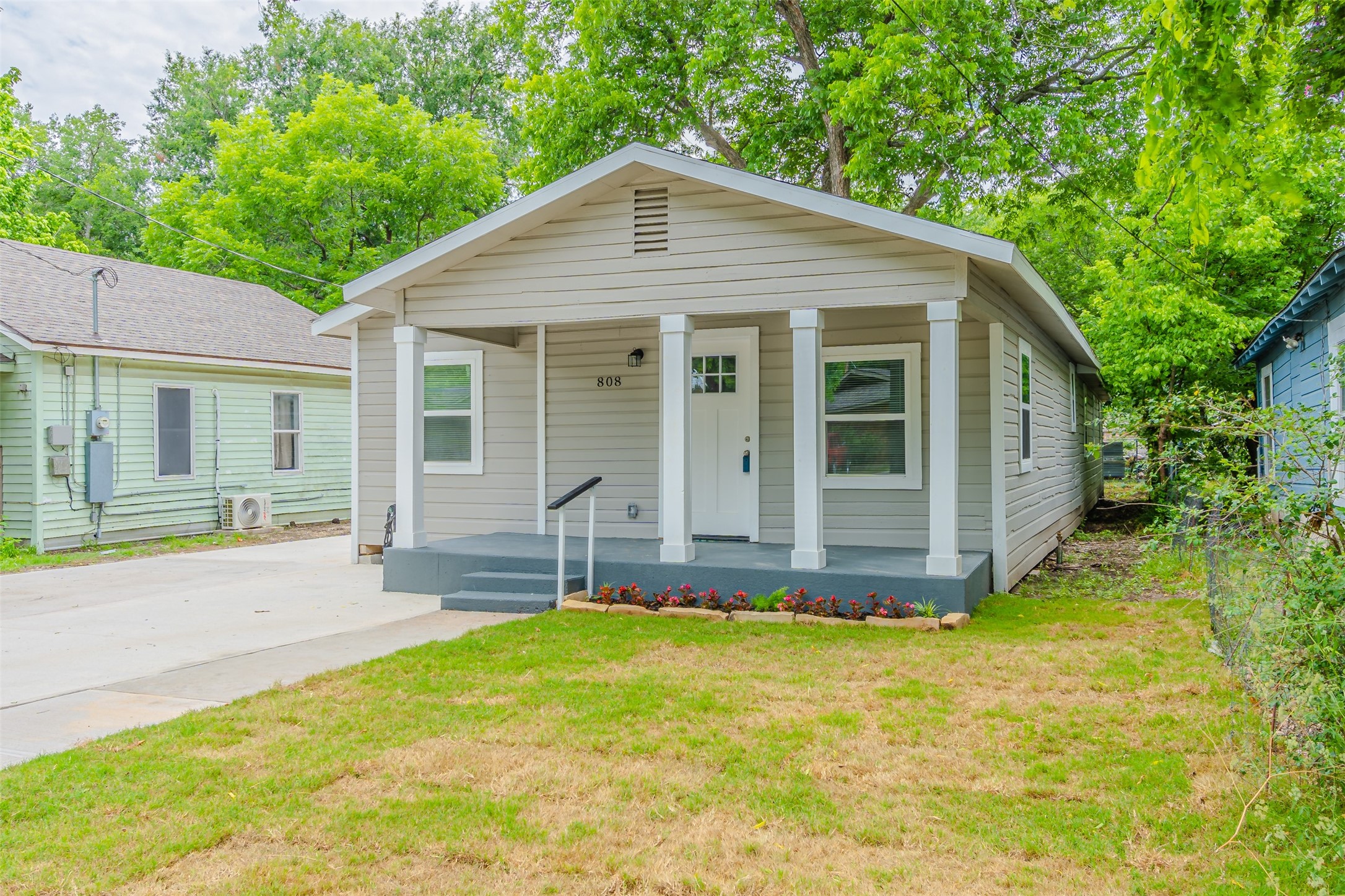 808 N Montgomery Street Sherman TX 75090