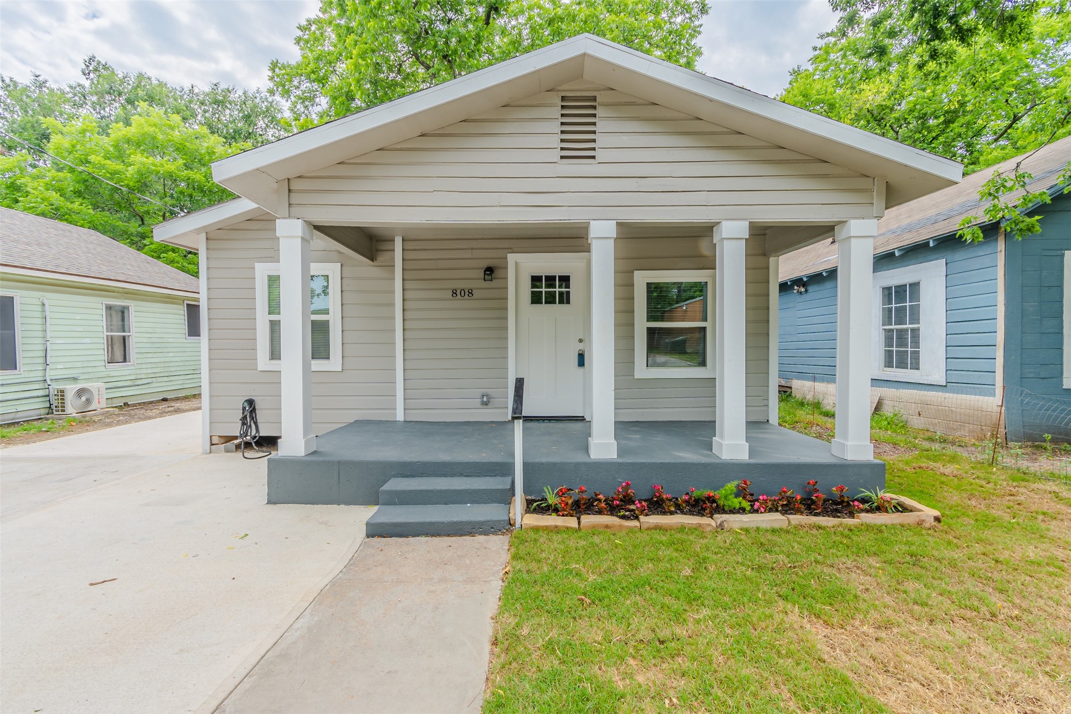 808 N Montgomery Street Sherman TX 75090