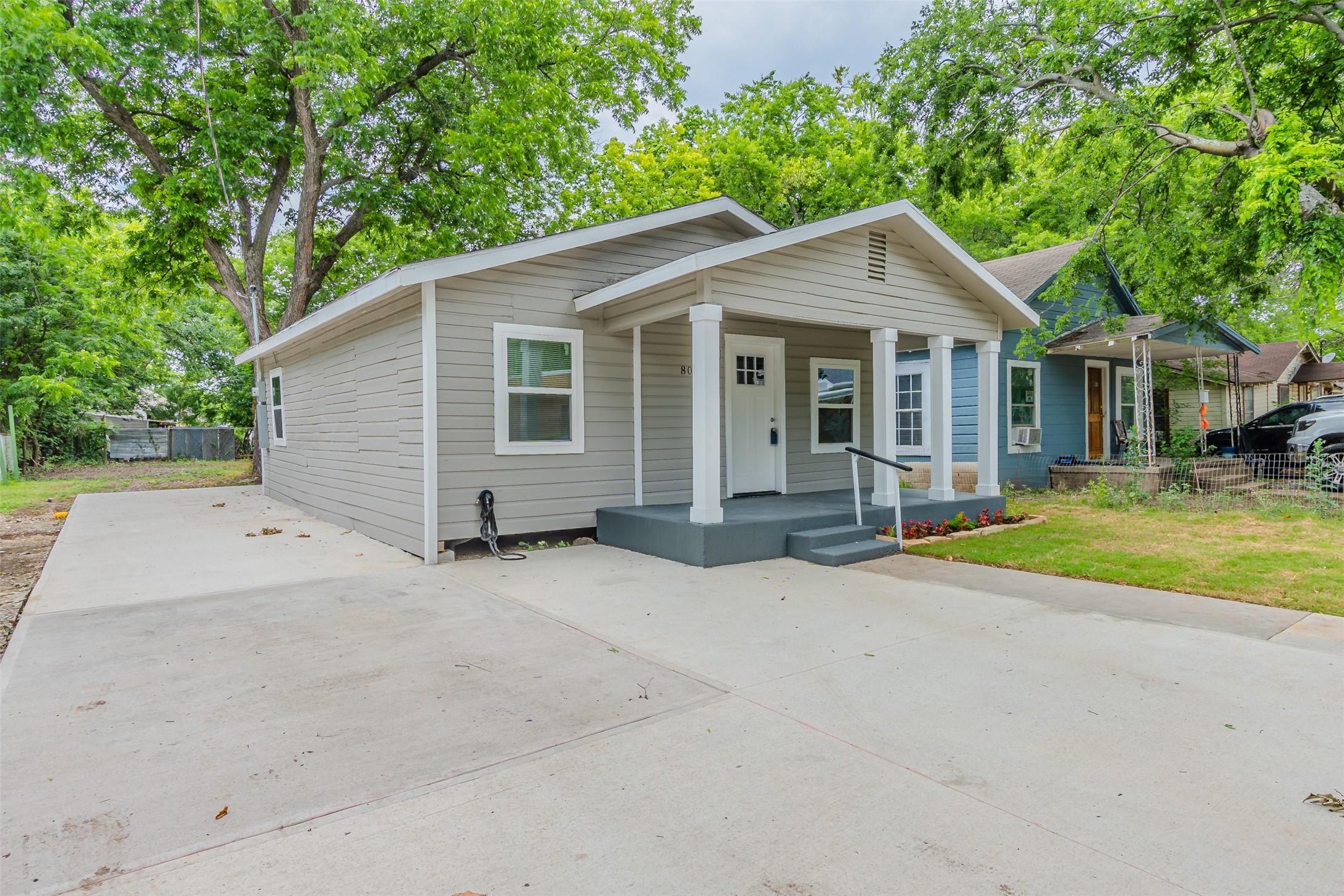 808 N Montgomery Street Sherman TX 75090