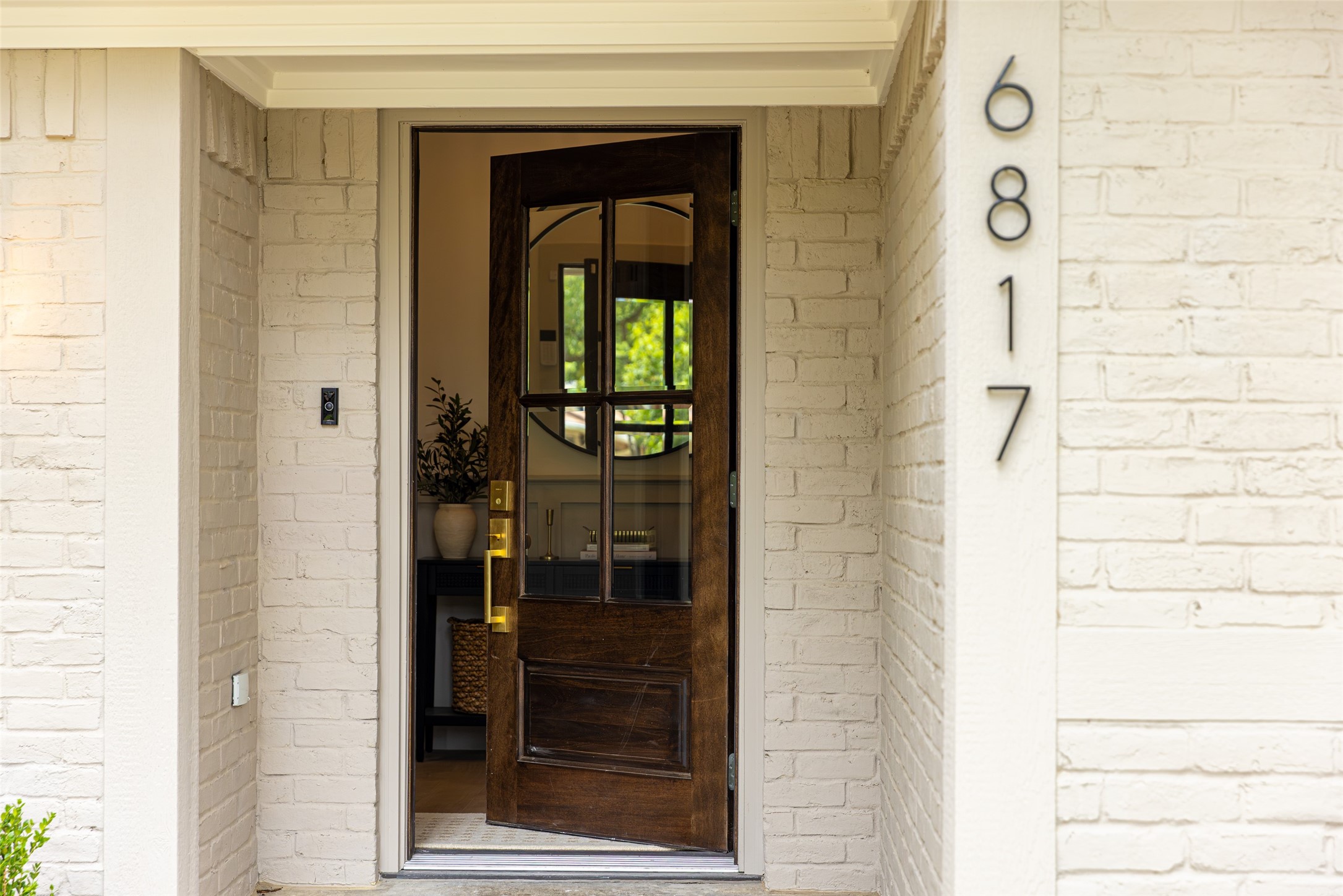 6817 Ledyard Drive Dallas TX 75248