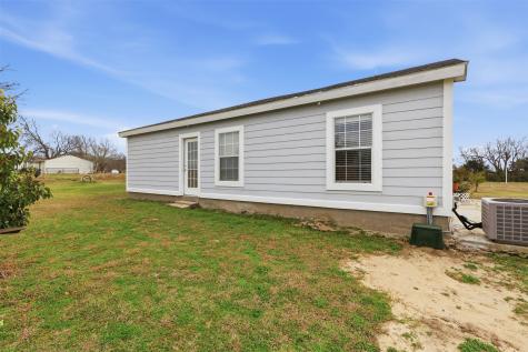 304 County Road 2260 Greenville TX 75402