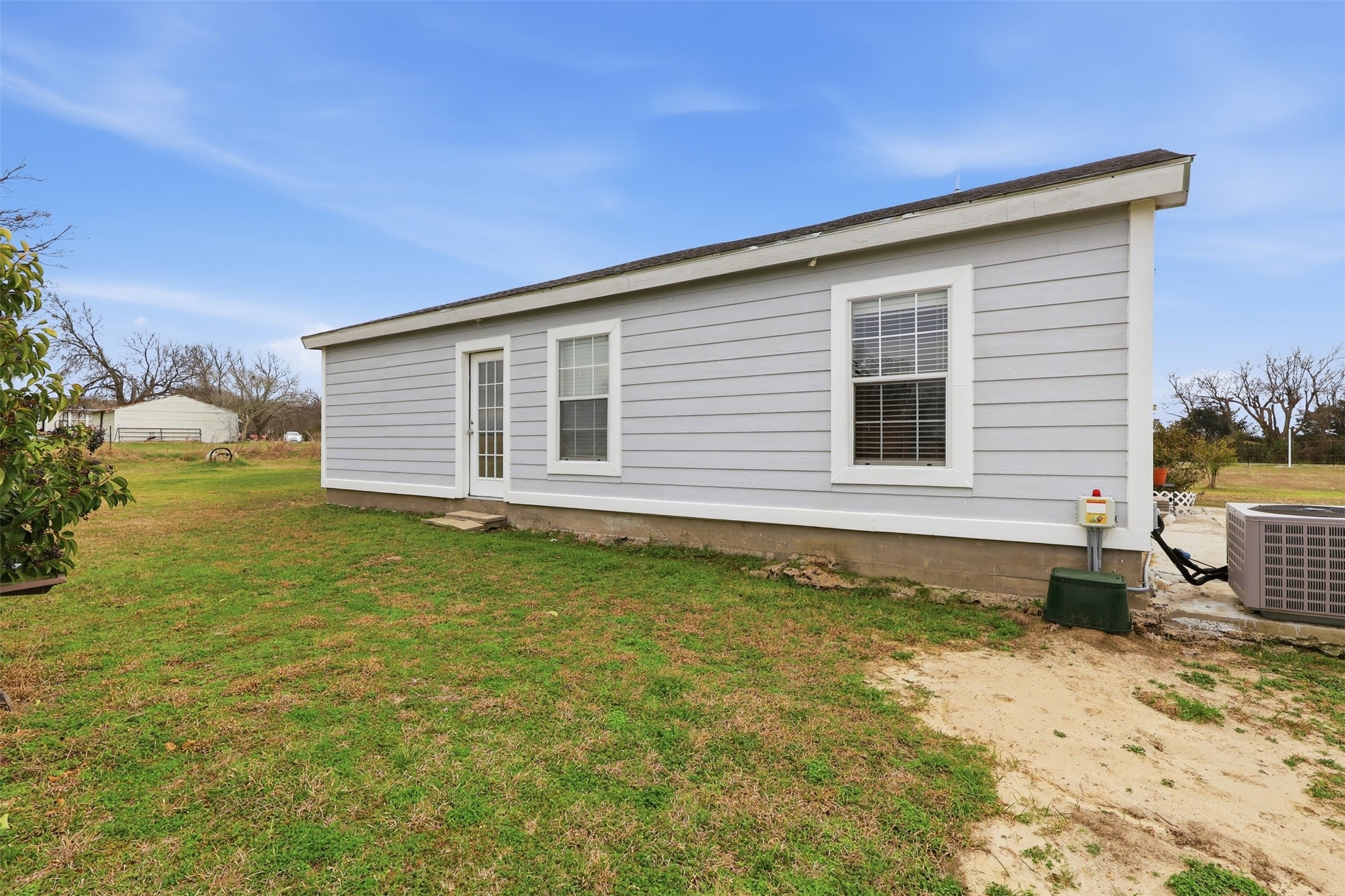 304 County Road 2260 Greenville TX 75402