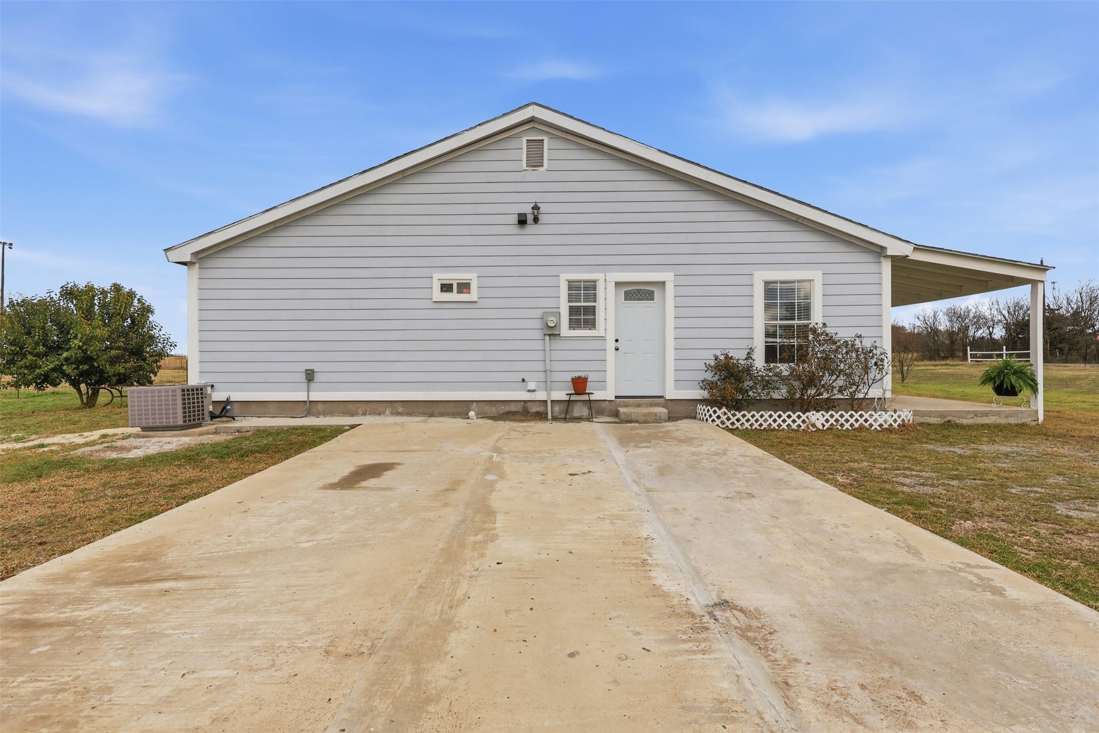 304 County Road 2260 Greenville TX 75402