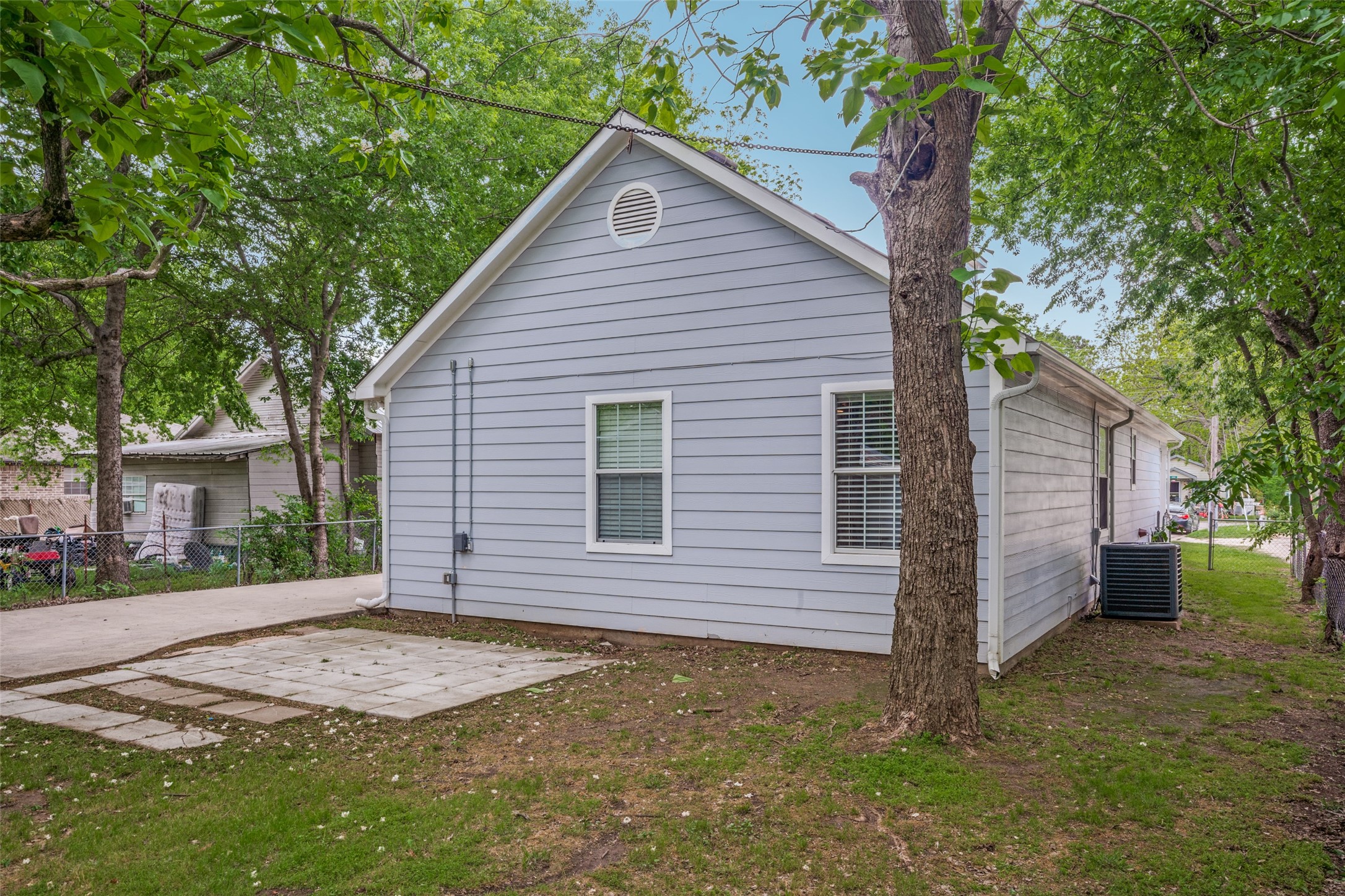 1503 Cherry Street Gainesville TX 76240