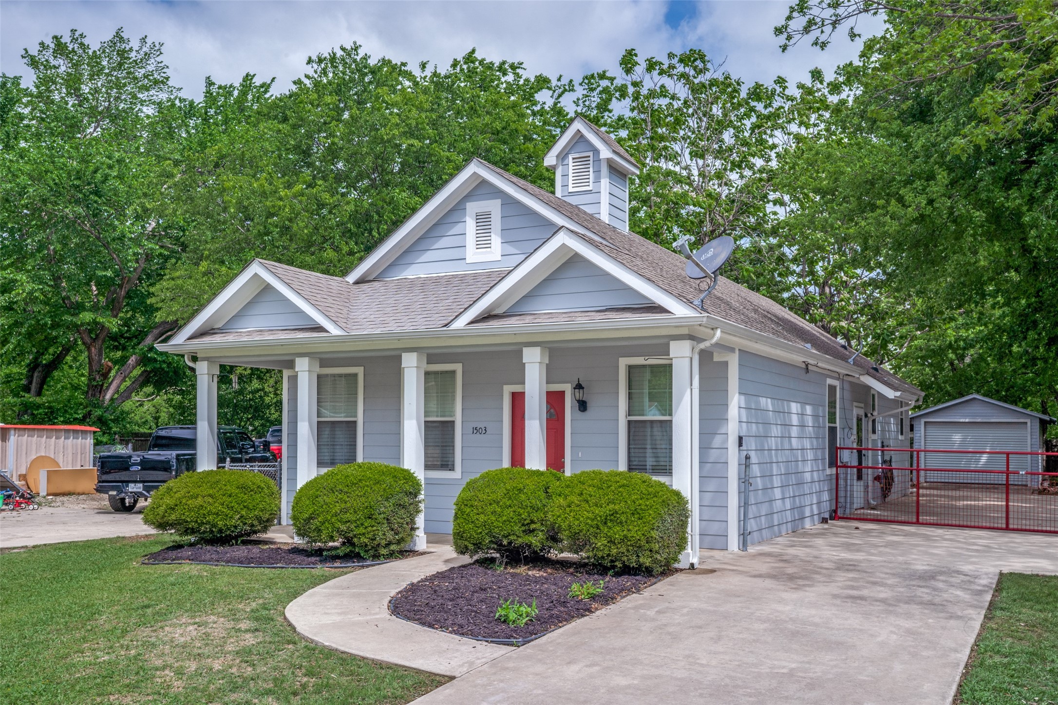 1503 Cherry Street Gainesville TX 76240