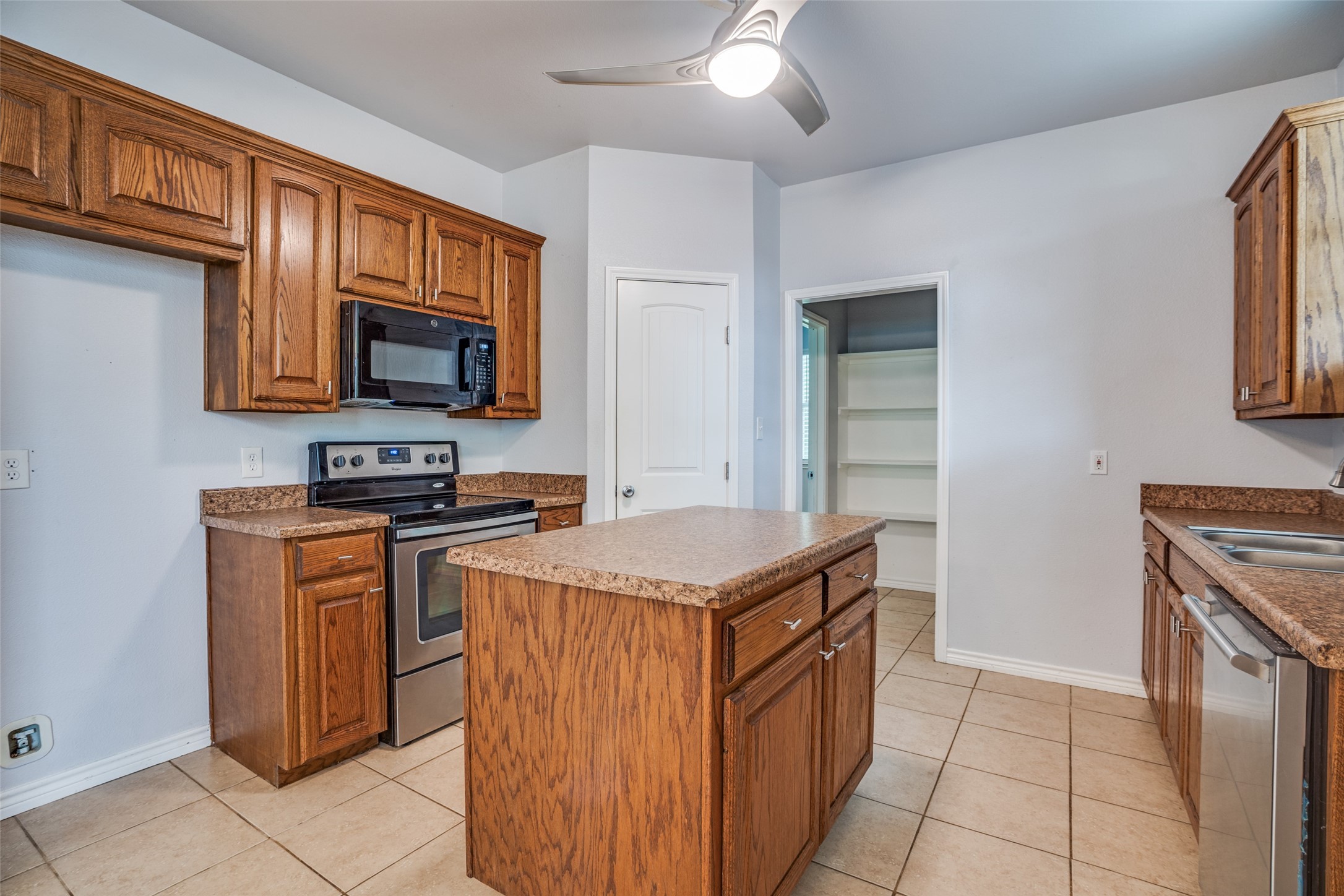 1503 Cherry Street Gainesville TX 76240