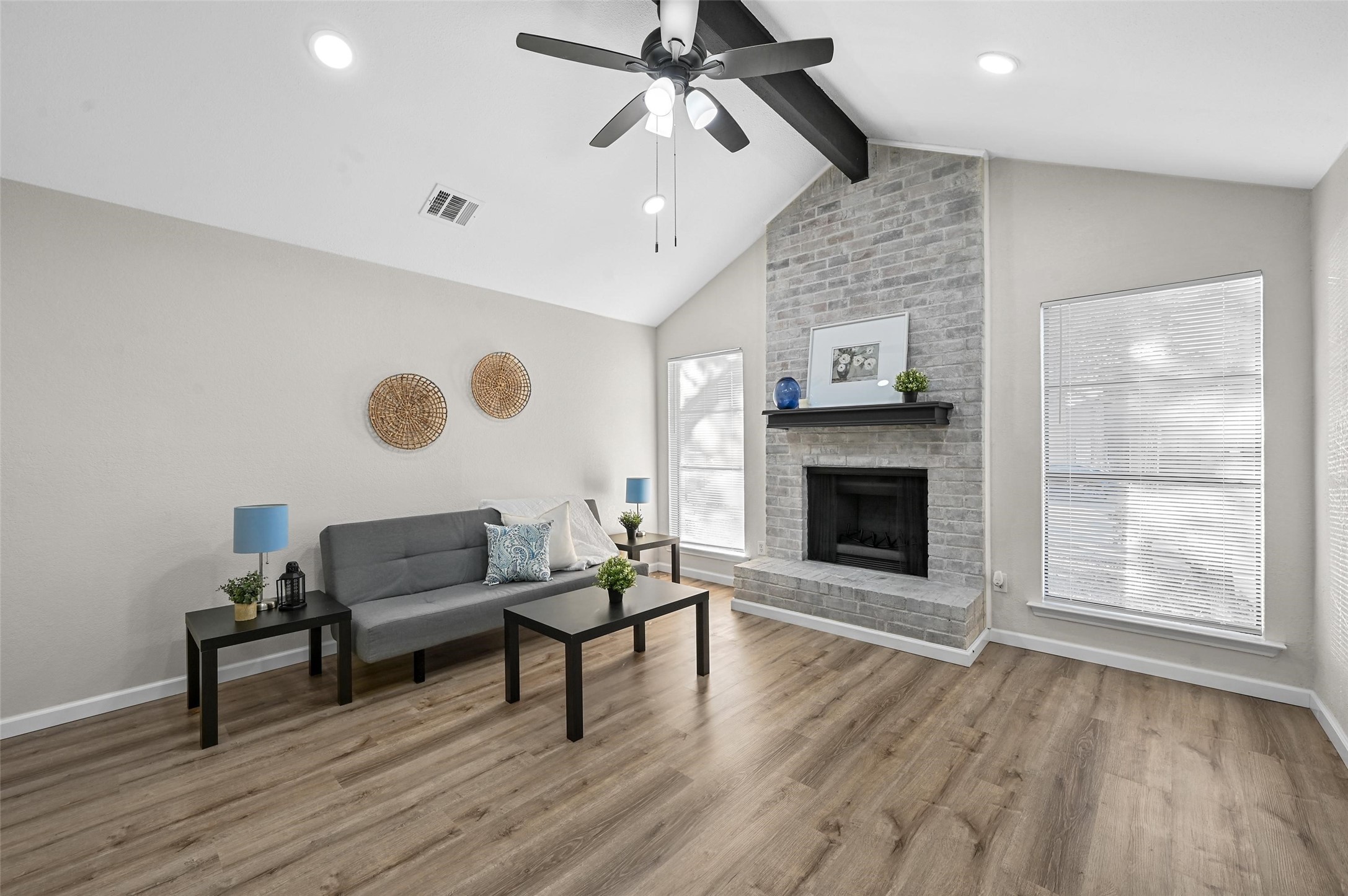 2331 Sherry Street Arlington TX 76014