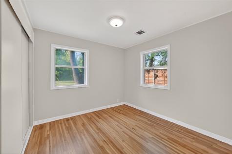 2116 Marilyn Lane Arlington TX 76010