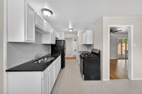 2116 Marilyn Lane Arlington TX 76010