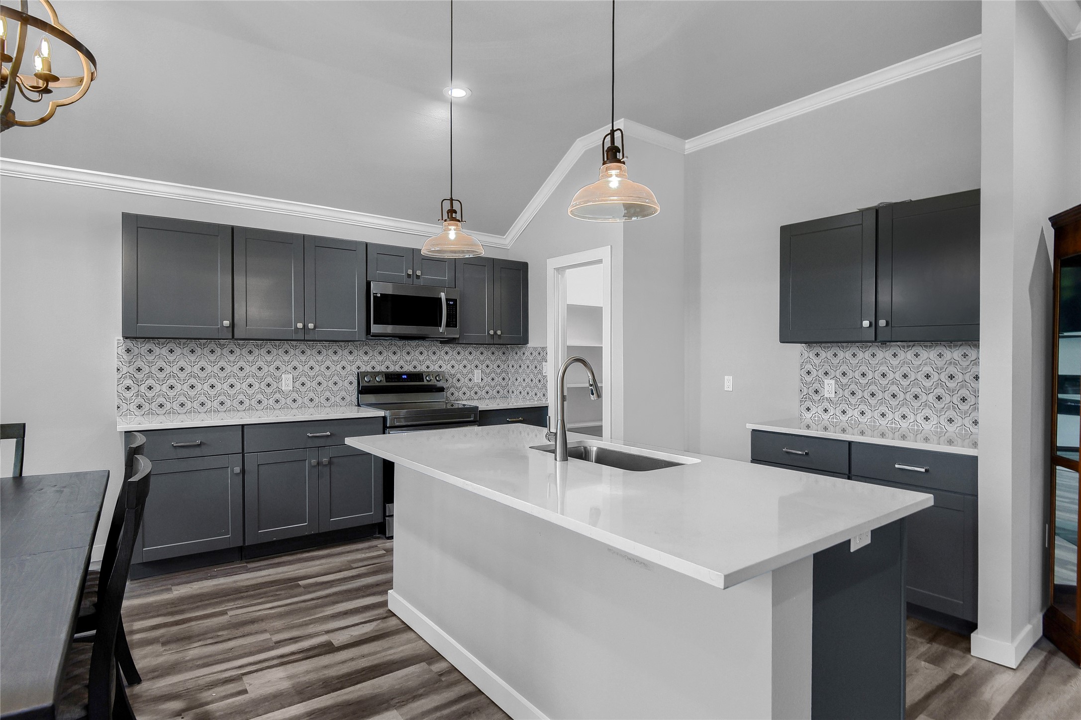 108 Kiowa Drive W Lake Kiowa TX 76240