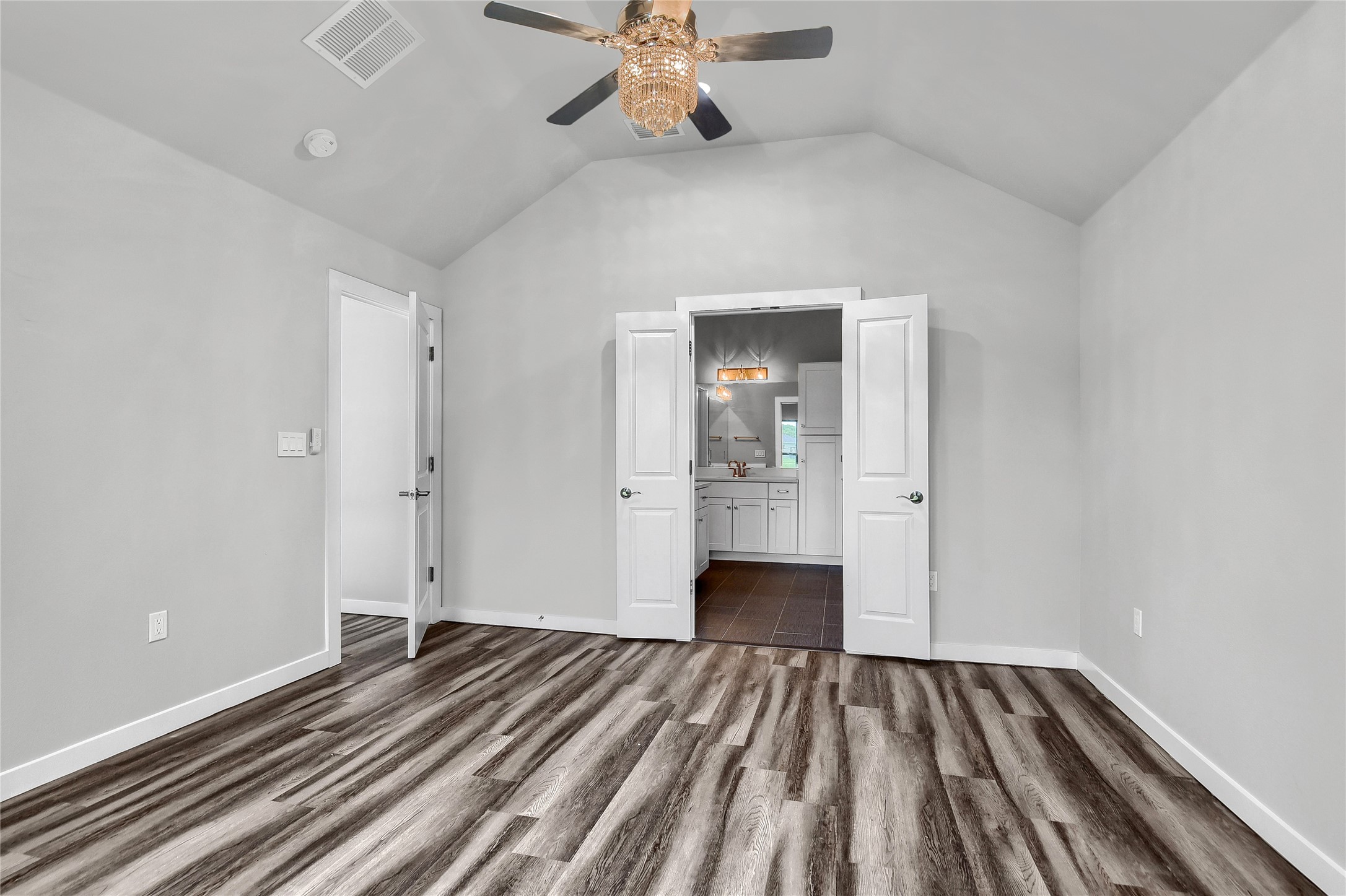 108 Kiowa Drive W Lake Kiowa TX 76240