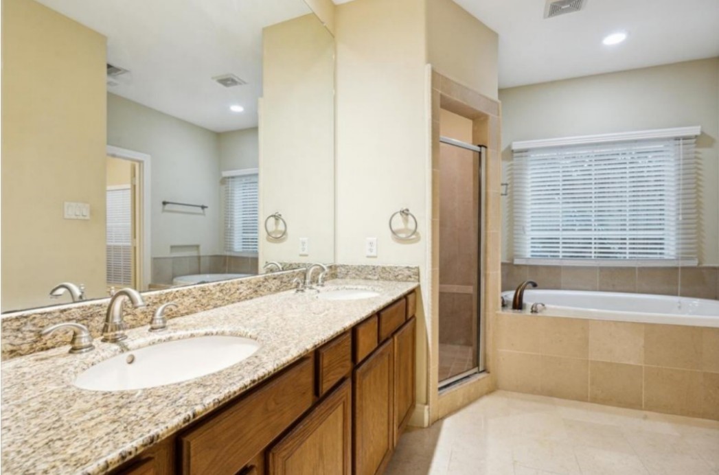 9007 Harbor Hills Drive Houston TX 77054