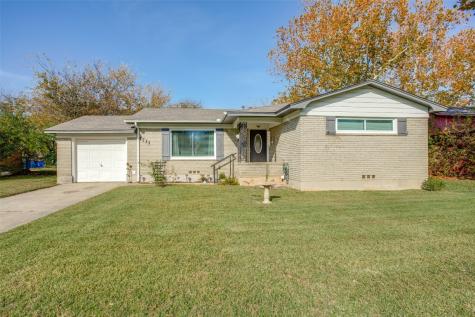 1711 Merrywood Way Gainesville TX 76240
