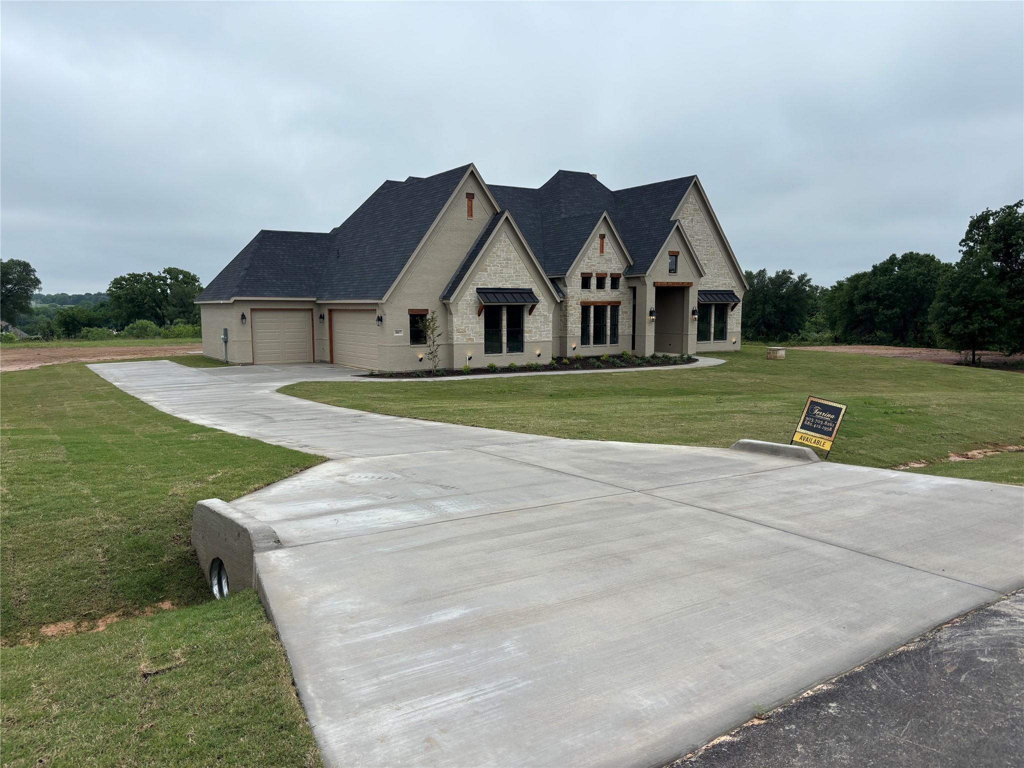 1017 Old Oaks Court Weatherford TX 76087