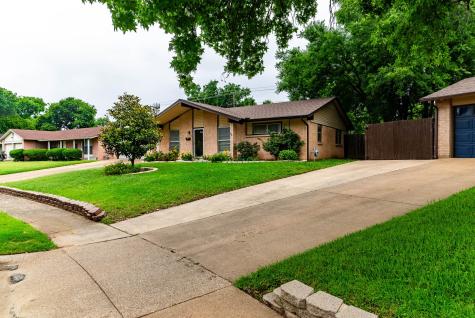 3213 Thames Street Irving TX 75062