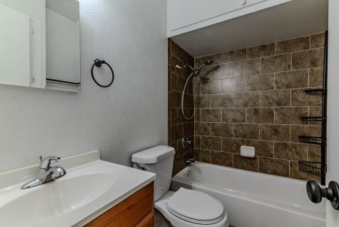 3213 Thames Street Irving TX 75062