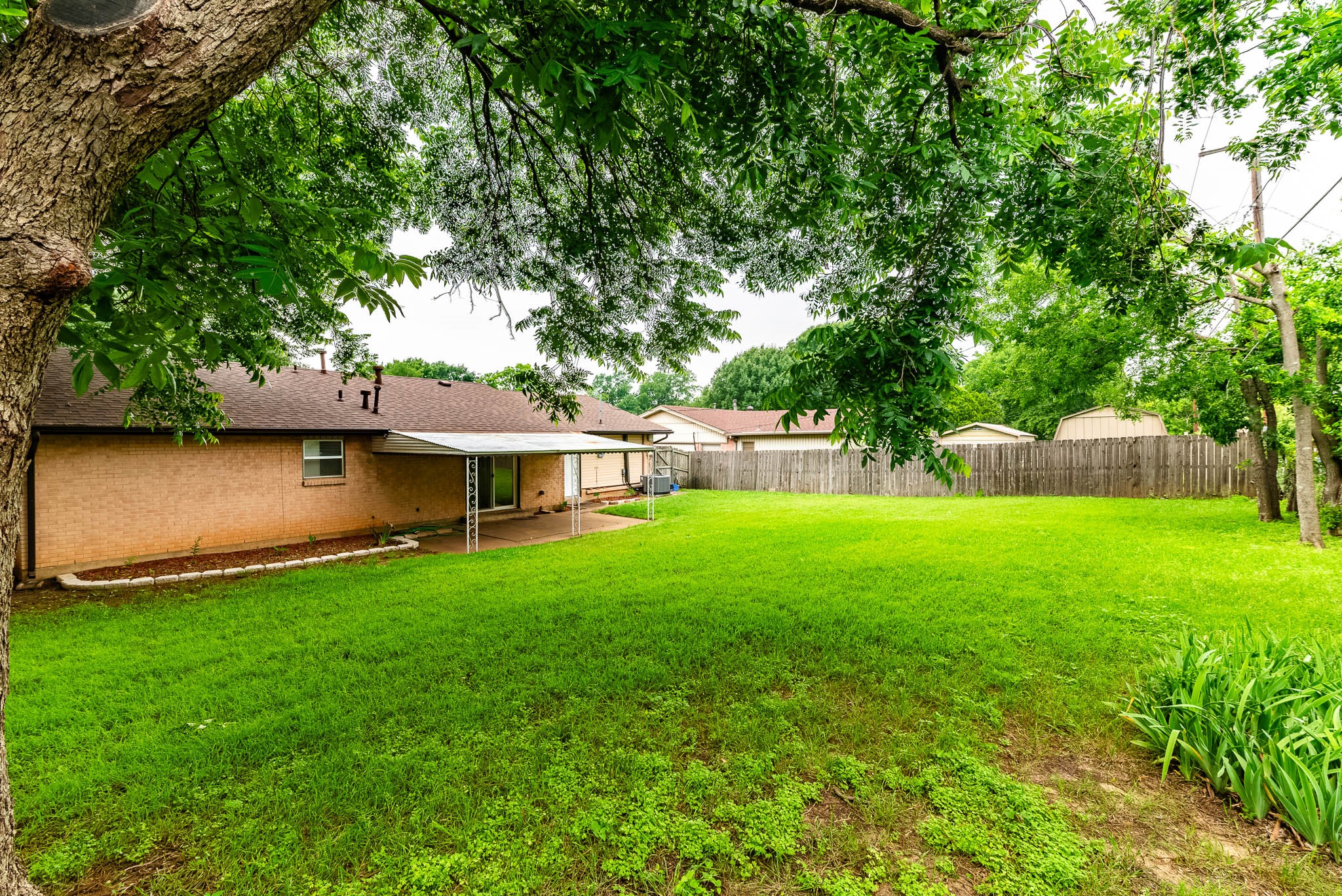 3213 Thames Street Irving TX 75062