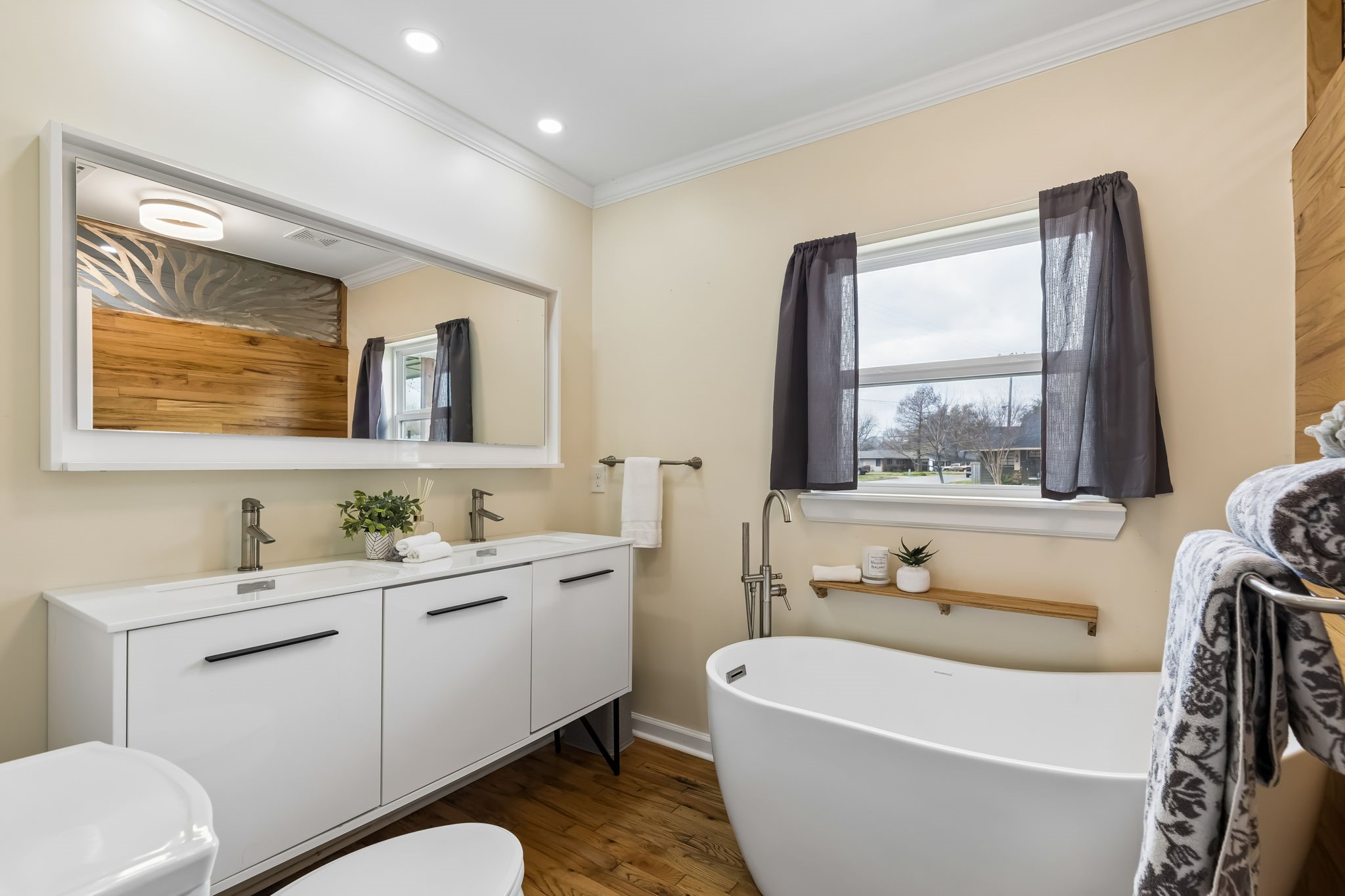 1401 N Highland Avenue Sherman TX 75092