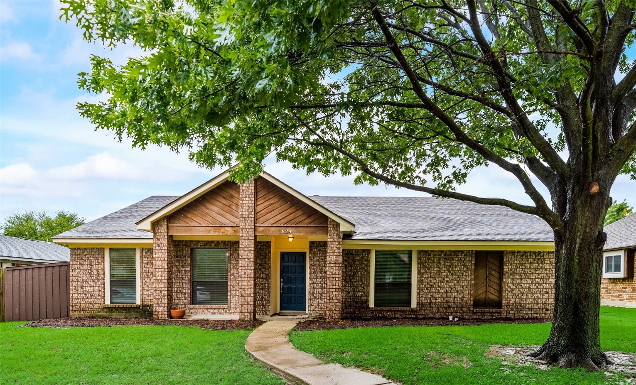 824 Ledgemont Drive Plano TX 75025