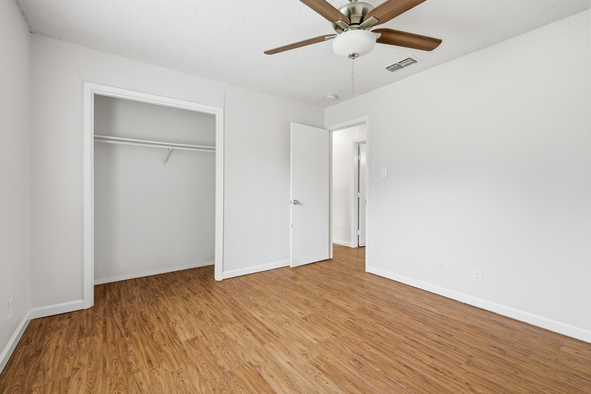 6536 Windrock Watauga TX 76148