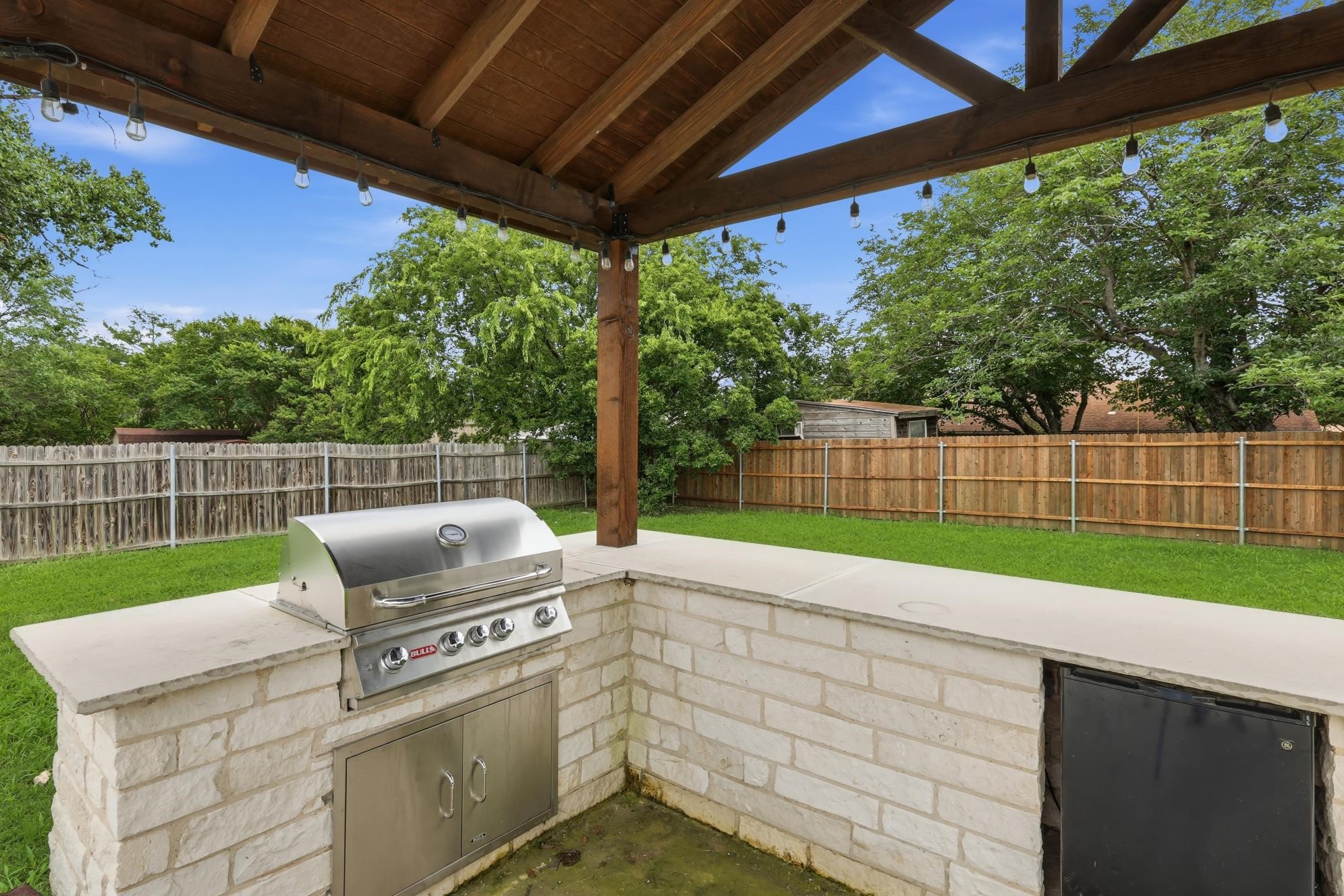 6536 Windrock Watauga TX 76148