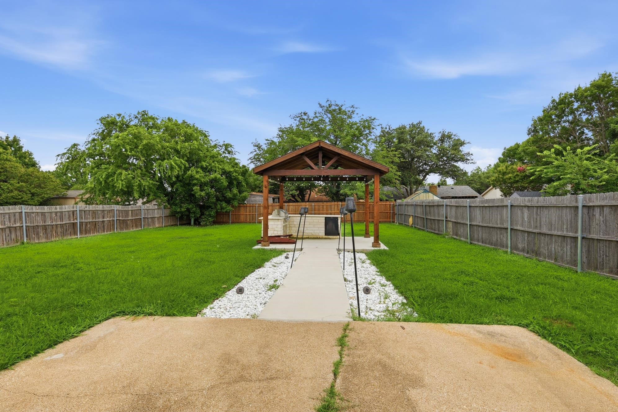 6536 Windrock Watauga TX 76148