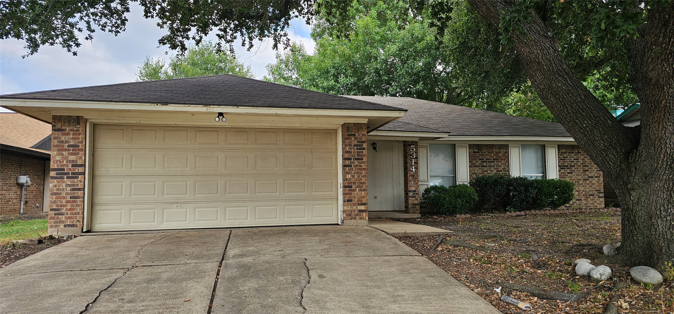 5314 Tamarack Court Arlington TX 76018