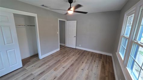 4244 Carol Avenue Fort Worth TX 76105