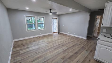 4244 Carol Avenue Fort Worth TX 76105