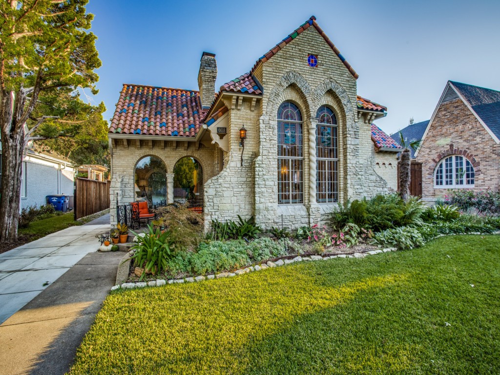 6618 Lakeshore Drive Dallas TX 75214